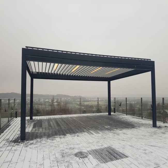 Bioclimatic Pergola in Canada